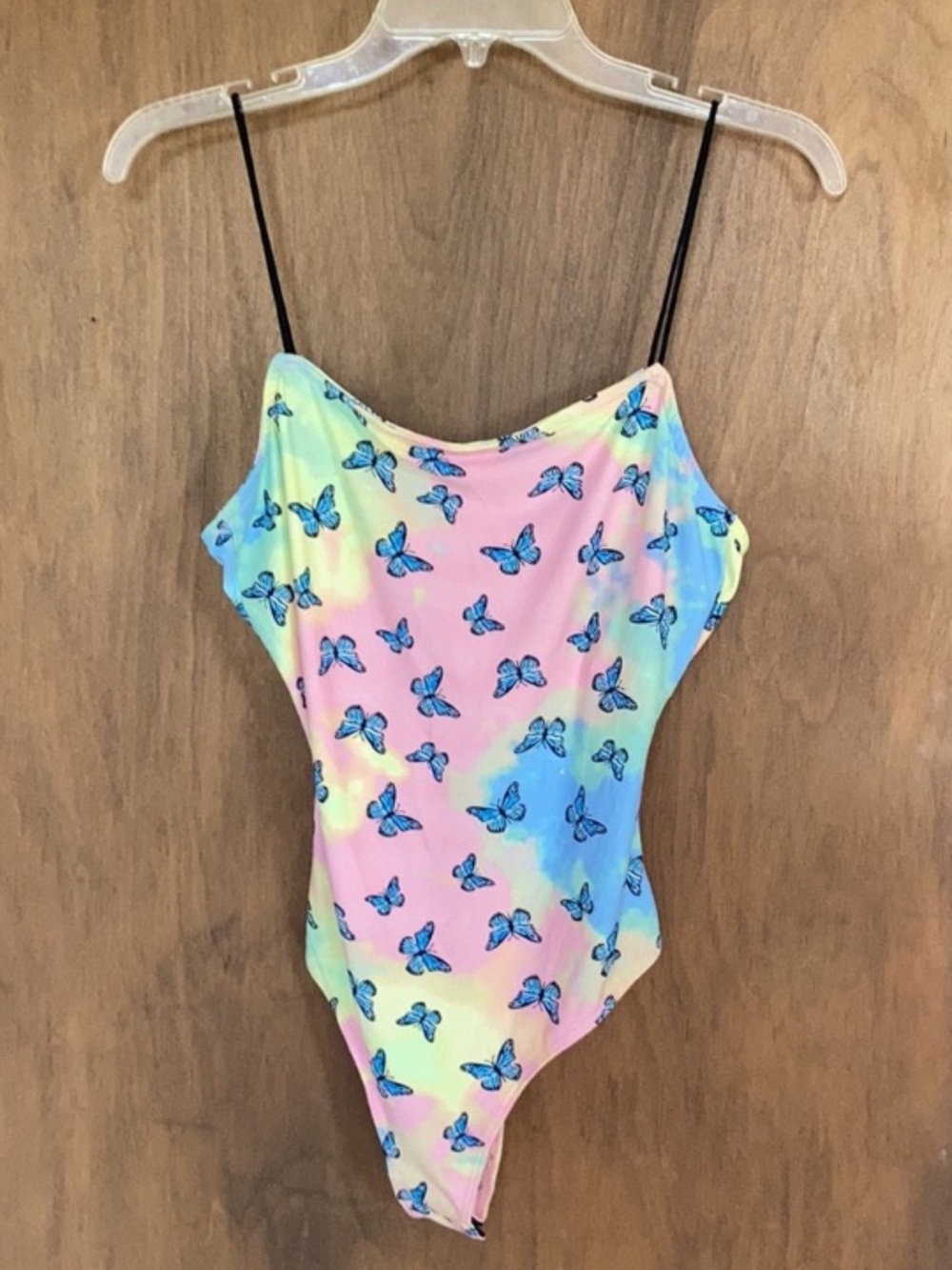 Rue21 Butterfly tie dye print bodysuit w stretch criss cross casual boho